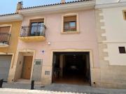 Adosada en venta en La Nucia, Town center