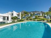 Adosada en venta en Marbella