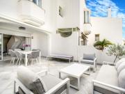 Adosada en venta en Marbella, Milla de oro