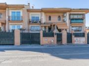 Adosada en venta en Ogíjares, Zona metropolitana