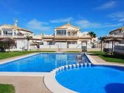 Adosada en venta en Orihuela, Los Balcones