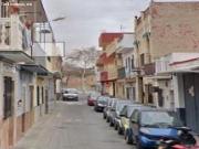 ADOSADO A LA VENTA EN PALMETE