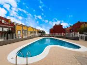 Adosado con vistas al mar en Llano del Camello