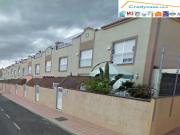 Adosado de 180 m2 con 2 terrazas y 2 plazas de garaje