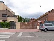 ADOSADO DE 5 DORMITORIOS EN GUSTAVO ADOLFO BECQUER