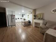 ADOSADO EN AVDA JUAN CARLOS PRIMERO EN URBANIZACION...