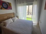 Adosado en exclusiva urbanización en primera línea de...