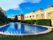 Adosado en venta en Chiva, Valencia