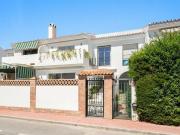 Adosado recién reformado a pocos pasos de la playa de...