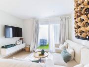 Adosado reformado con piscina a un paso de la Playa de...