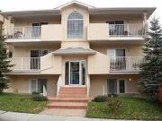 ADULT EXEC CONDO TOP FLOOR