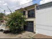 AF VENTA DE CASA EN RECUPERACION BANCARIA EN COL MIRAMAR...