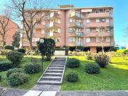 Affittasi Appartamento, Affitto in complesso...