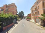 Affittasi Appartamento, BATTISTINI Stanza singola Con...