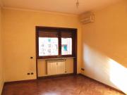 Affittasi Appartamento, BILOCALE VIA FOSSATO DI VICO...