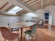 Affittasi Appartamento, Mansarda Piazza in Lucina...