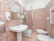 Affittasi Appartamento, Trilocale via Cesare De Lollis,...