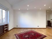 Affittasi Appartamento, Trilocale via Luigi Ronzoni 93,...