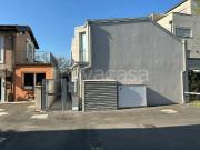 Affittasi bilocale a Bologna, Costa