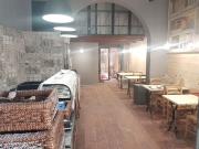 Affittasi bottega pressi via Umberto