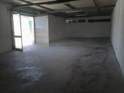 AFFITTASI LOCALE/CAPANNONE DI 200 MQ USO COMMERCIALE E/O...