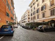 Affittasi monolocale a Roma via Panisperna, Monti