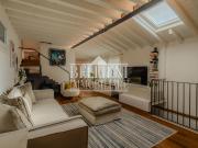 AFFITTASI RAFFINATO APPARTAMENTO IN CENTRO STORICO CON...