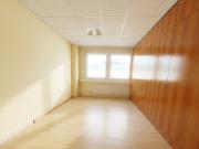 Affittasi spazio ufficio / commerciale – Manno Zenit