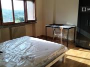 Affittasi stanza in appartamento con 2 camere da letto a...