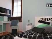 Affittasi stanza in appartamento con 6 camere a S. Pio...