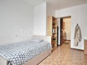 Affittasi trilocale a Milano via Carlo Bazzi, Bocconi