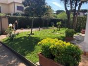 Affittasi villa bifamiliare a Fiumicino viale Viareggio,...