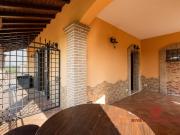 Affittasi Villa, CAMERE IN VILLA MORENA Annunci Roma,...