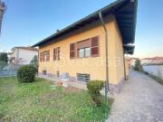 Affittasi villa singola a Vanzago via Pasubio