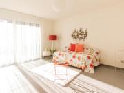 Affittiamo 4.5 locali all'ultimo piano in zona...