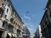 AFFITTIAMO VETRINA SU CORSO BUENOS AIRES