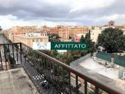 Affitto Re di Roma: Luminoso Bilocale Ristrutturato con...