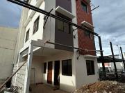 Affordable 3 Storey House in Fairview with 3 bedrooms 3...