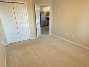 Affordable Extra Large 1 bed Condo, Top Floor Quiet 18+...