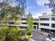 Affordable Fitted Suites & Refurbished Floors + 235 Car...