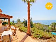 AGAY BORD DE MER ENTRE CANNES ET SAINT RAPHAEL. VILLA DE...