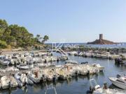 AGAY CAP ESTEREL APPARTEMENT 2 PIÈCES AVEC JARDIN VUE MER