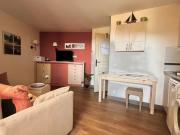 Agay CAP ESTEREL le village, 2 pièces + balcon exposé au Sud