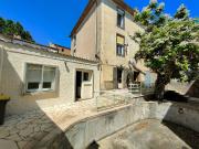 AGDE:T3 100 m² environ jardin terrasse cave