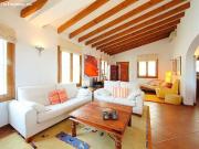 AGRADABLE VILLA EN PEGO. JLRU T1760