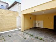 Confortável casa tipo para venda em Vila Santa Terezinha...