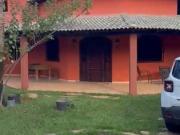 Agradável e ampla casa no Tororó Jd. Botânico