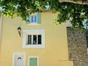 Agreable village du Minervois avec epicerie, restaurant...