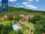 Agriturismo in vendita a Bucine