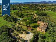 Agriturismo in vendita a Siena